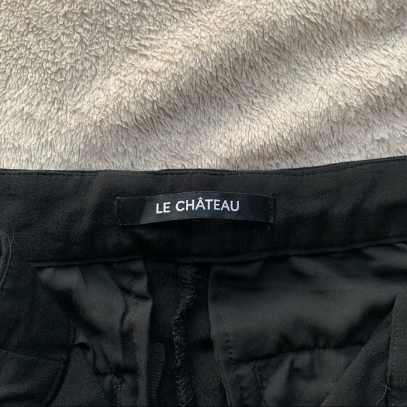 Le Château Black Viscose Short Shorts - Picture 5 of 9